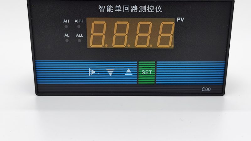 在选型过程中，关注以下关键参数至关重要：